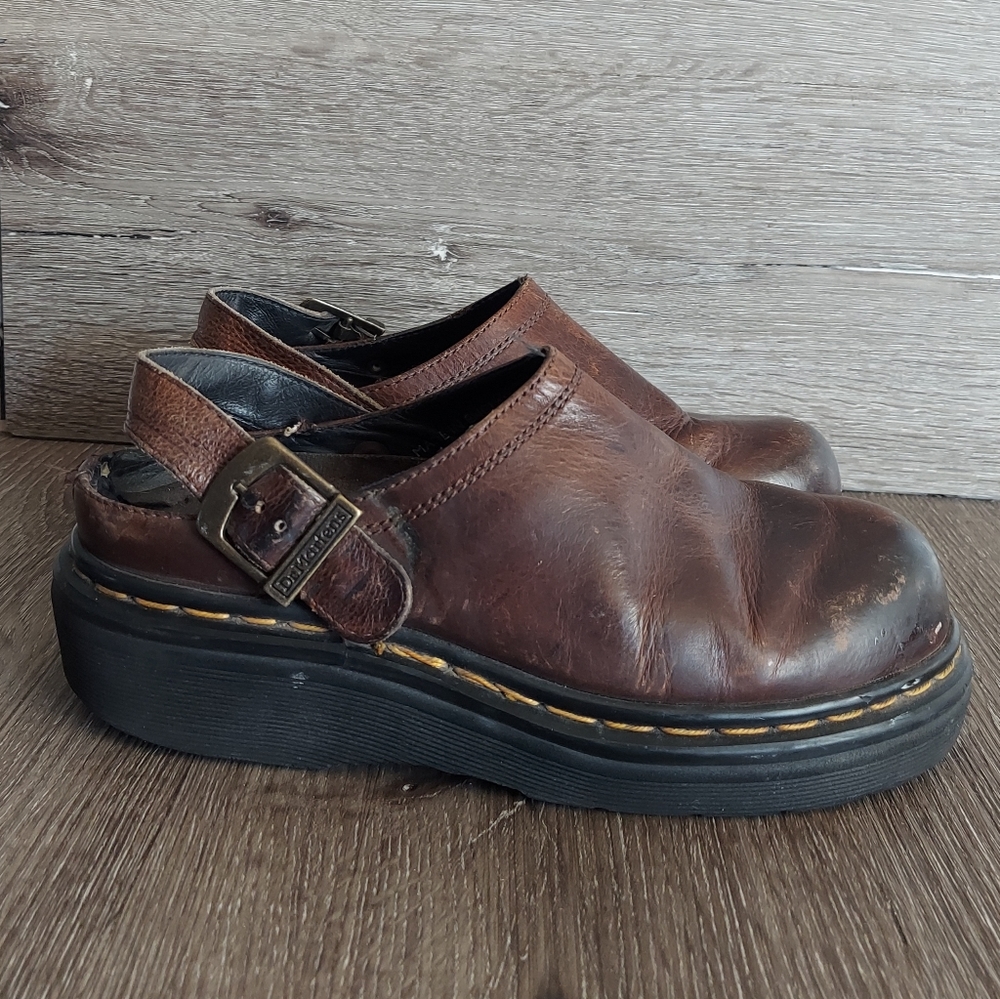 Vintage Dr. Martens Y2K 90s Brown Chunky Leather Clog Made in England UK 5 US 7